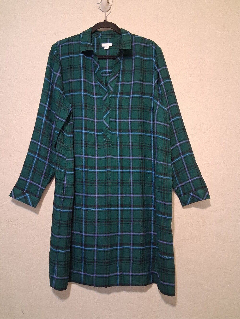 J. Jill Flannel Plaid Shirt Dress Slit Neck Pockets Green Lavender Autumn SzL